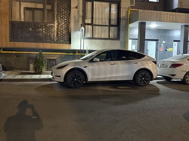 Tesla: Tesla Model Y: 2023 г., Электромобиль, Кроссовер — 8