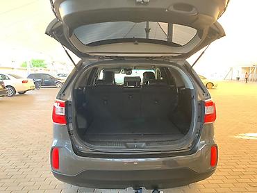 kia bongo: Kia Sorento SUV - Kuzov: tünd boz rəng, 5 qapı, dam relsləri və yan — 6