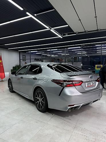 Toyota: Toyota Camry: 2022 г., 2.5 л, Вариатор, Гибрид, Седан — 8