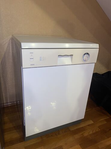 vestel qabyuyan: Qabyuyan maşın Zanussi, Tam qabaritli (60 sm.), Ayrıca dayanan, İşlənmiş