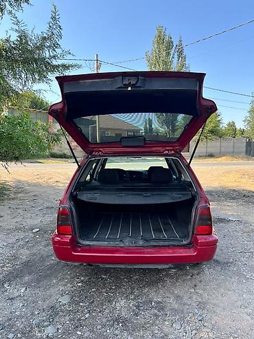 Транспорт: Volkswagen Golf Variant: 1997 г., 1.8 л, Механика, Универсал — 6