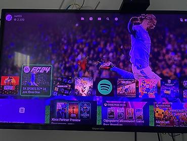 Xbox One: Игровая консоль Xbox One S (белая) Комплектация: - Консоль Xbox One S — 9