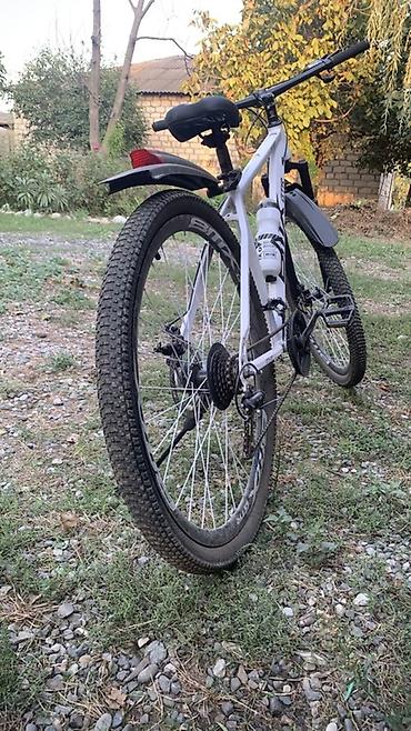 bicycle 26: BTMX GTR dağ velosipedi - Rəng: ağ, qara detallarla - Çərçivə — 2