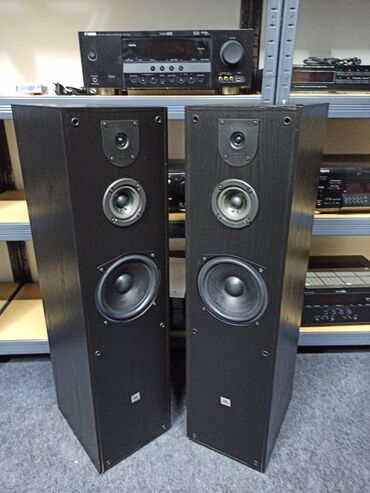 Zvučnici i stereo sistemi: Jbl MK 1000 Hi-fi podnostojeci zvucnici Type: 3 way, 3 driver — 4