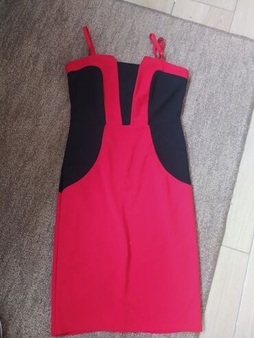 haljine sa 3d čipkom: M (EU 38), bоја - Crvena, Na bretele