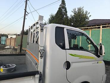 green line: Hyundai Porter II Electric — 2