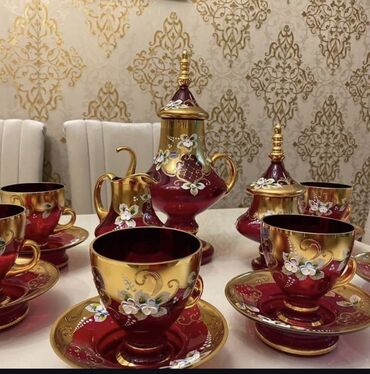 мадонна сервиз: Çay dəsti, rəng - Qırmızı, Xrustal, Bohemia, Çexiya