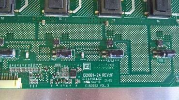 Aksesoari za TV i video: Thomson 32LB040S5 u delovima AV Main board 21483090 EFC031E IFC130 — 14