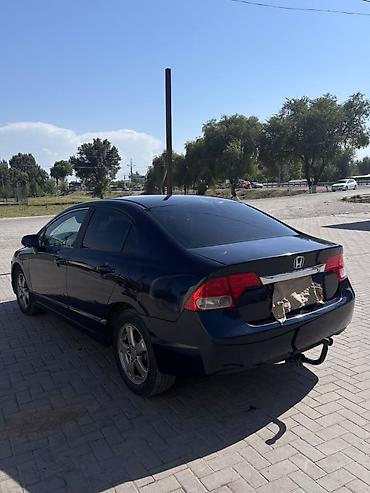 салон на гольф 4: Honda Civic: 2010 г., 1.8 л, Автомат, Бензин, Седан — 8