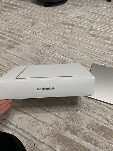 Ноутбуки Apple (MacBook): Продаю MacBook Air Apple M4. Покупал в июле 2025 года в Германии — 3