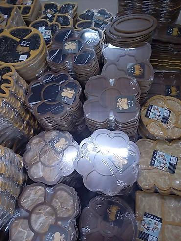 sto za sminkanje cena: Daske za serviranje
1350 din.ili bilo koje 7 komada za 4.800 vmr — 2
