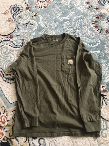 зеленый свитер мужской: Продаю лонгслив carhartt размер М, практически новый