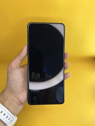 Tecno: Tecno Spark 20 Pro, Б/у, 256 ГБ, цвет - Серый, В рассрочку — 6