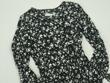 czarne bluzki w kwiaty: Bluzka Damska, Cropp, S, stan - Bardzo dobry
