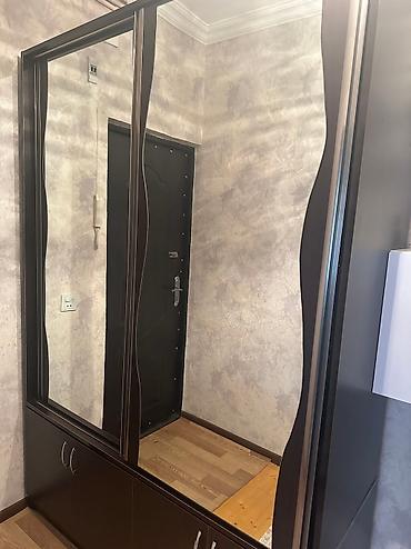 ıkıncı el dolap: Dəhliz dolabları — 2