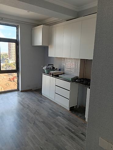 otaq studiya: Elmlər metrosuna yaxın 2 otağ tam təmirli menzil verilir əşyalı olacaq — 4