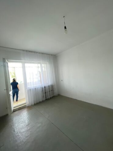 Долгосрочная аренда квартир: 1 комната, Собственник, Без подселения, С мебелью частично