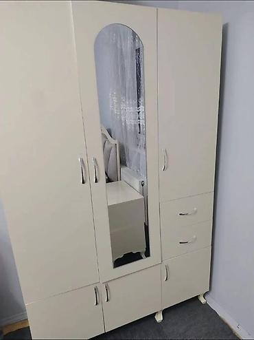 Б/у, 3 двери, С зеркалом, Распашной, Прямой шкаф at lalafo.az Б/у, 3 двери, С зеркалом, Распашной, Прямой шкаф