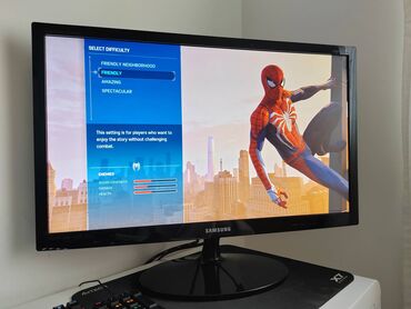 Monitori: Samsung HDTV monitor 27" Prodajem samsung HDTV monitor T27A300 — 9
