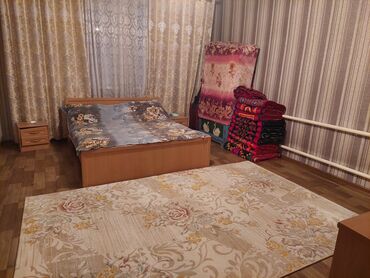 диван кровать бишкек: Спальный гарнитур, Двуспальная кровать, Шкаф, Комод, цвет - Бежевый, Б/у