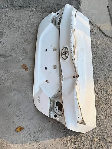 полик на багажник: Крышка багажника Toyota Camry 70 se — 3