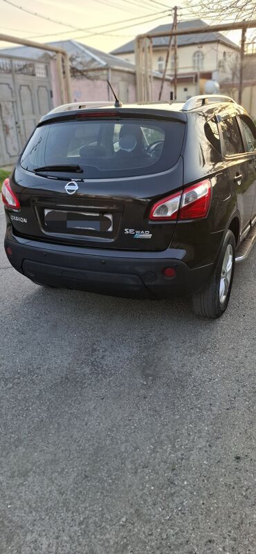 Nissan: Nissan Qashqai: 2 l | 2013 il Krossover — 5