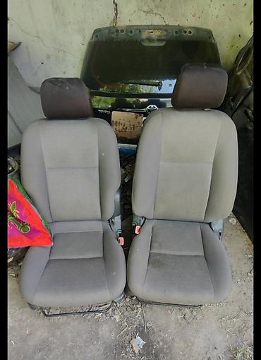 Автозапчасти: Продам запчасти на Тойота Матрикс 2003 Е130 1.8Vvti.Есть,двери — 5