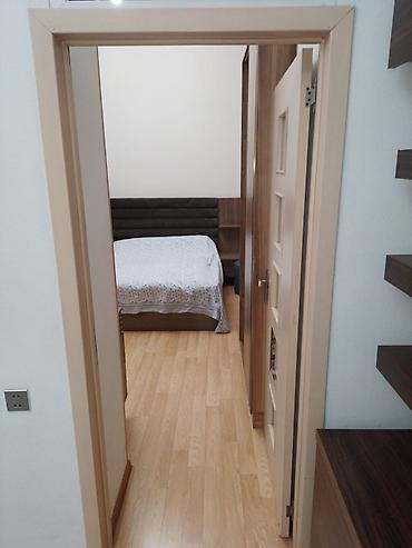 Kiraye ev - Yataq otağı komplekti: yumşaq başlıqlı iki nəfərlik