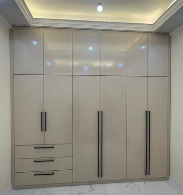 Шкафы для одежды: Мебель на заказ, Элегантный гардероб в современном стиле, выполненный — 6