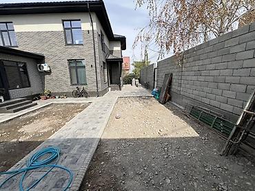 пристань дачи: 6 комнат и более, 250 м², 4 соток, Бишкек, Кок-Жар ж/м Собственник — 4