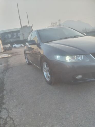 Honda: Honda Accord: 2004 г., 2.4 л, Механика, Бензин, Седан