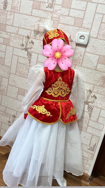 Прокат детских карнавальных костюмов: Национальный платье на прокат Адрес :мкр Аламедин 1 Хотите отправим