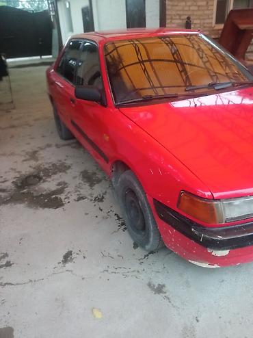mb 220: Mazda 323: 1992 г., Седан — 1
