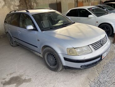 Nissan: Volkswagen Passat: 2002 г., 1.8 л, Механика, Бензин, Универсал