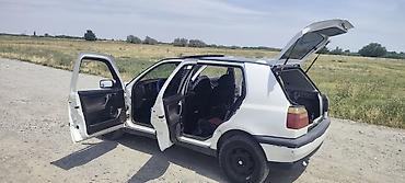 кузов на гольф 2: Volkswagen Golf III, хэтчбек 5‑дверный, белый жемчуг кузов с черной — 10