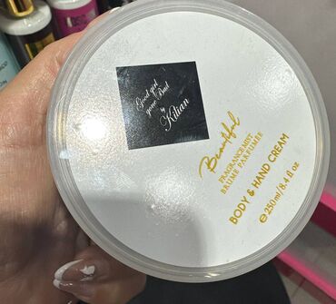 Parfemi: Hidratacija kože u hladnim danima 
pk — 8