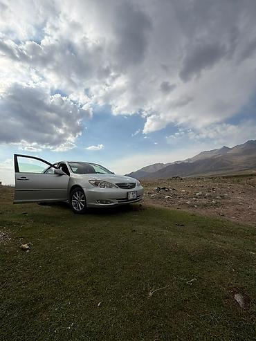 гулчо такси: Toyota Camry: 2002 г., 2.4 л, Автомат, Бензин, Седан — 5