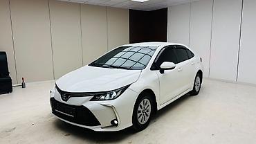 bmw e3: Toyota Corolla: 2022 г., 1.8 л, Автомат, Гибрид, Седан — 1