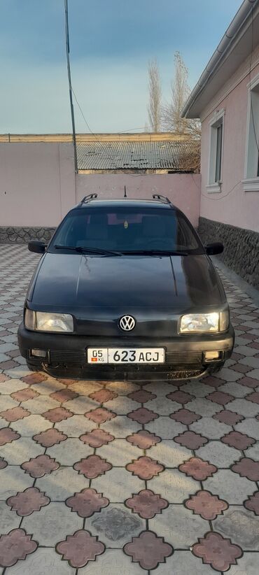 Volkswagen: Volkswagen Passat: 1993 г., 1.8 л, Механика, Бензин, Универсал