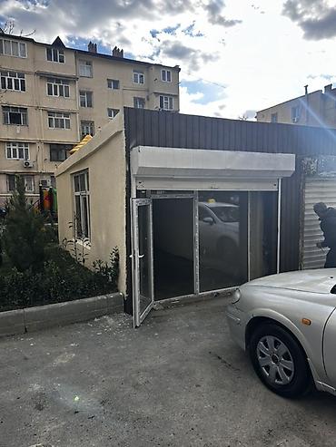 qara qarayev: Qara Qarayevdə.Sevinc kinoteatrınına yaxın.Özbəkistan küçəsində — 1