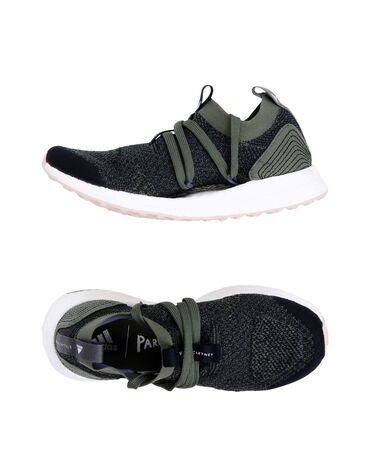 ultra boost: Оригинальные беговые кроссовки Adidas Ultra Boost. Сверхлегкие