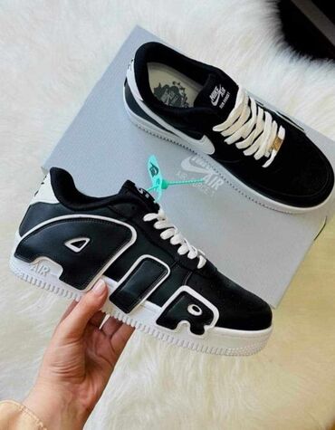Women's Sneakers and athletic shoes: 38 — 1