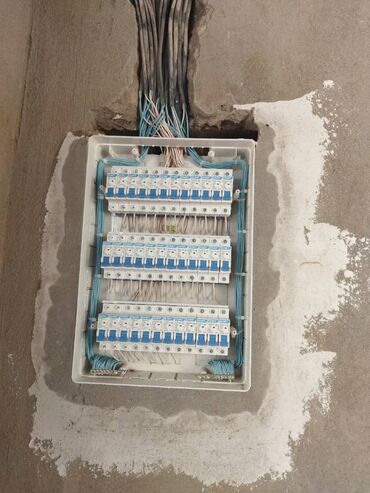 Электрики: Электрик | Монтаж выключателей, Монтаж розеток, Установка автоматов Больше 6 лет опыта — 9