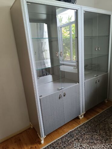 Dolablar: Açılan, 4 qapılı Düz dolab, Stenka, Türkiyə