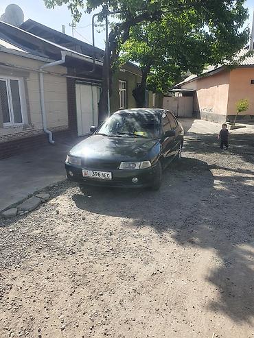 Mitsubishi: Mitsubishi Lancer: 2000 г., 1.3 л, Кол менен иштөөчү, Бензин, Седан — 5