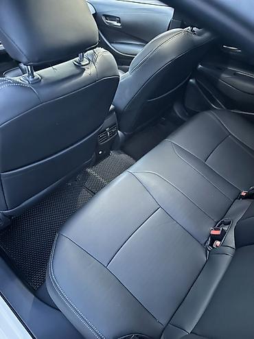 coroll: Toyota Corolla: 2023 г., 1.8 л, Вариатор, Гибрид, Седан — 7