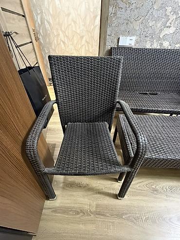balkonlar: Rattan oturacaq dəsti – 4 parça - Tərkib: 2 ədəd qoltuqlu kreslo, 1 — 3
