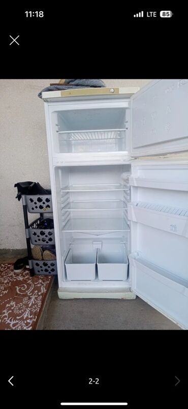 динамики яйца: Холодильник Indesit, Двухкамерный at lalafo.kg динамики яйца: Холодильник Indesit, Двухкамерный