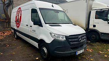 искутер: Mercedes-Benz Sprinter грузовой фургон, длинная база и высокий крыша — 2
