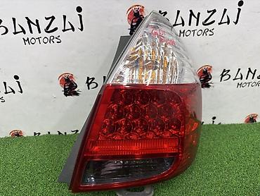 правое крыло фит: Задний правый стоп-сигнал Honda 2005 г., Б/у, Оригинал, Япония — 1